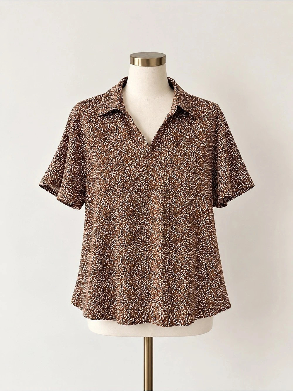Adrianna Papell Animal Print Short Sleeve Blouse in Brown & White